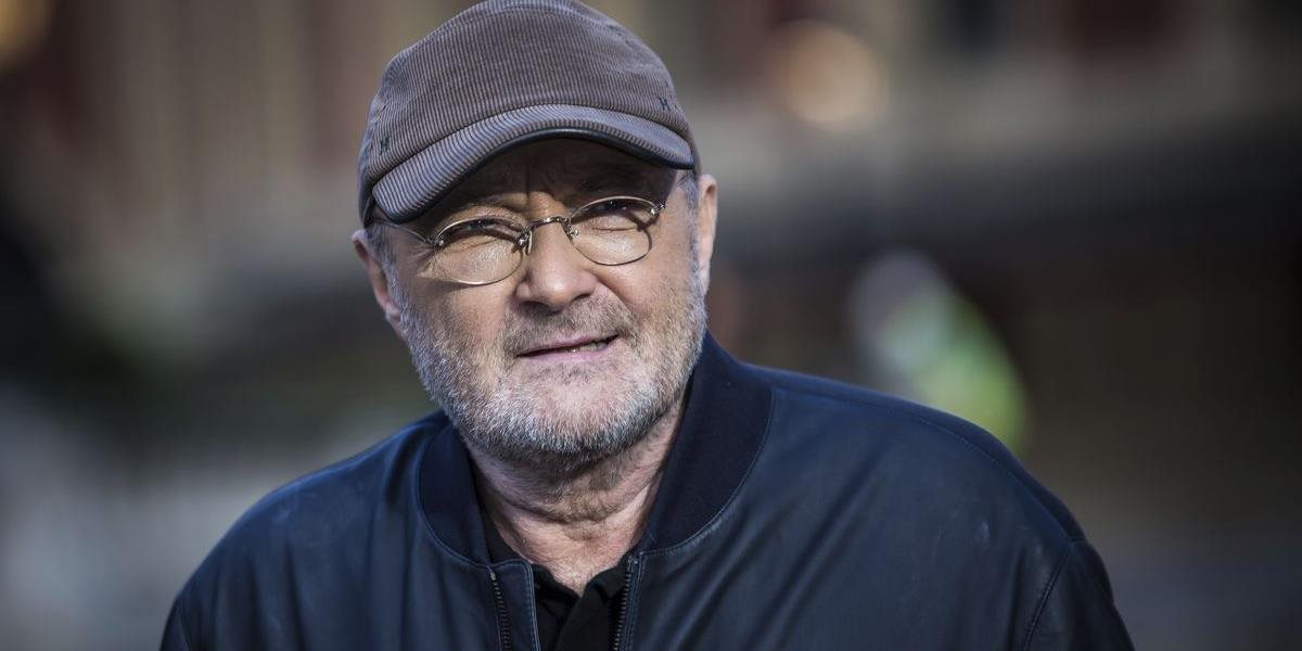 Spevák Phil Collins skončil v nemocnici
