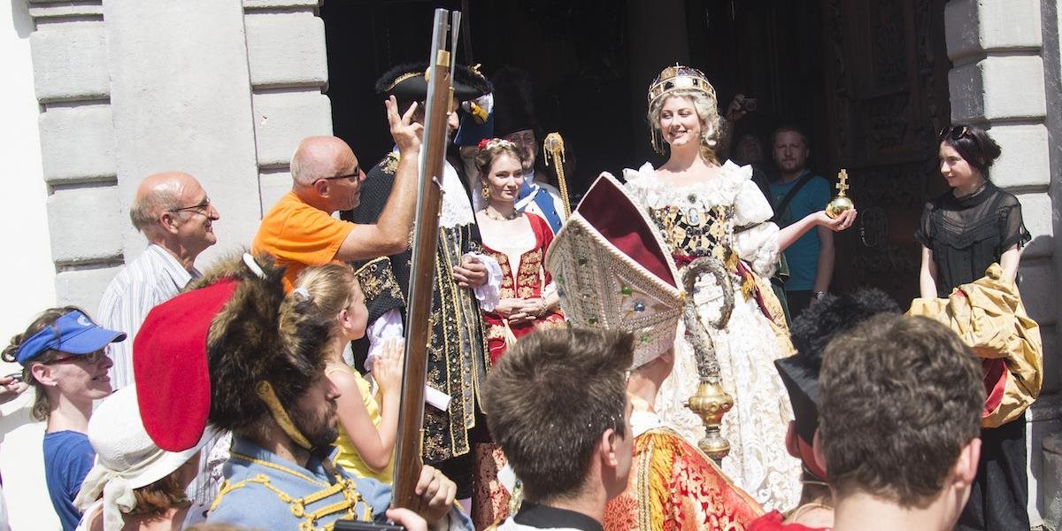 V Bratislave dnes začínajú korunovačné dni: Tento rok sa slávnosti ponesú v duchu 300. výročia narodenia Márie Terézie