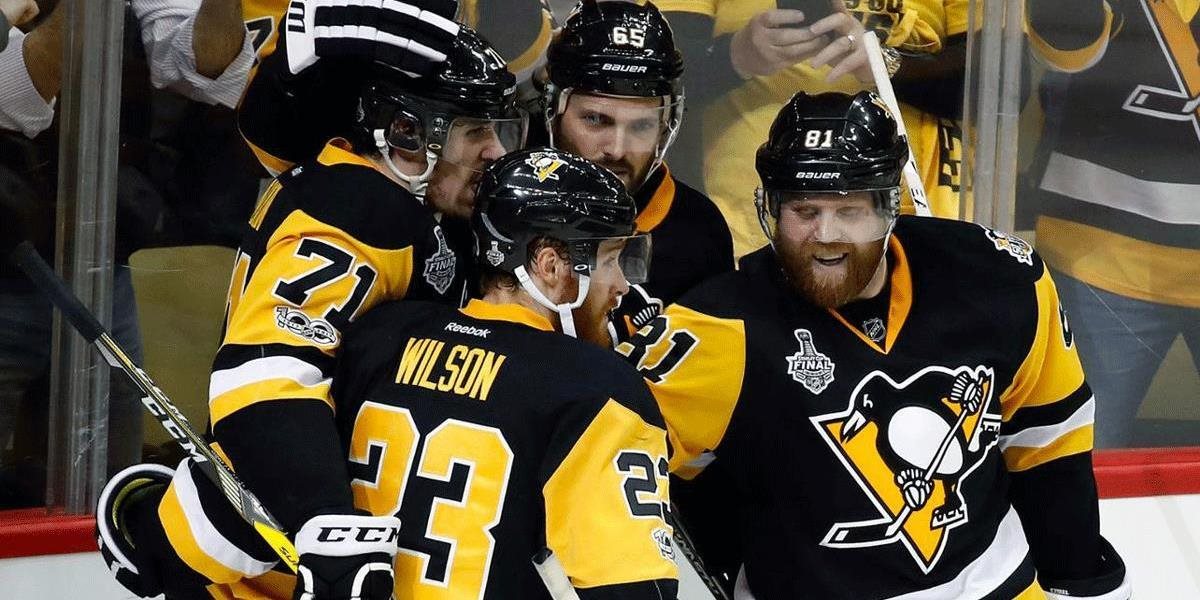 NHL: Šesťgólový výprask Nashvillu, Penguins iba krôčik od opätovného triumfu!