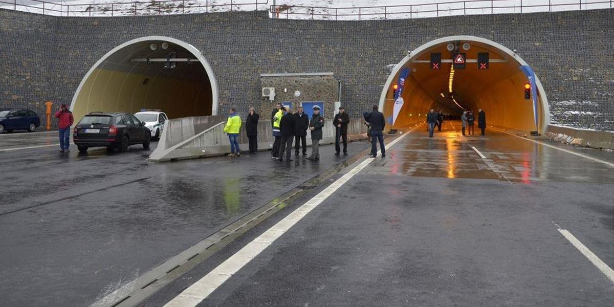 Nesúhlas niektorých obcí s tunelom Korbeľka môže zastaviť stavbu diaľnice D1 medzi Turanmi a Hubovou