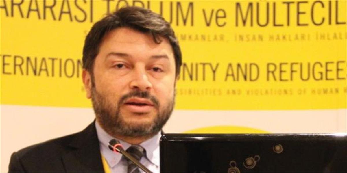 Šéfa Amnesty International obviňujú z členstva v teroristickej organizácii