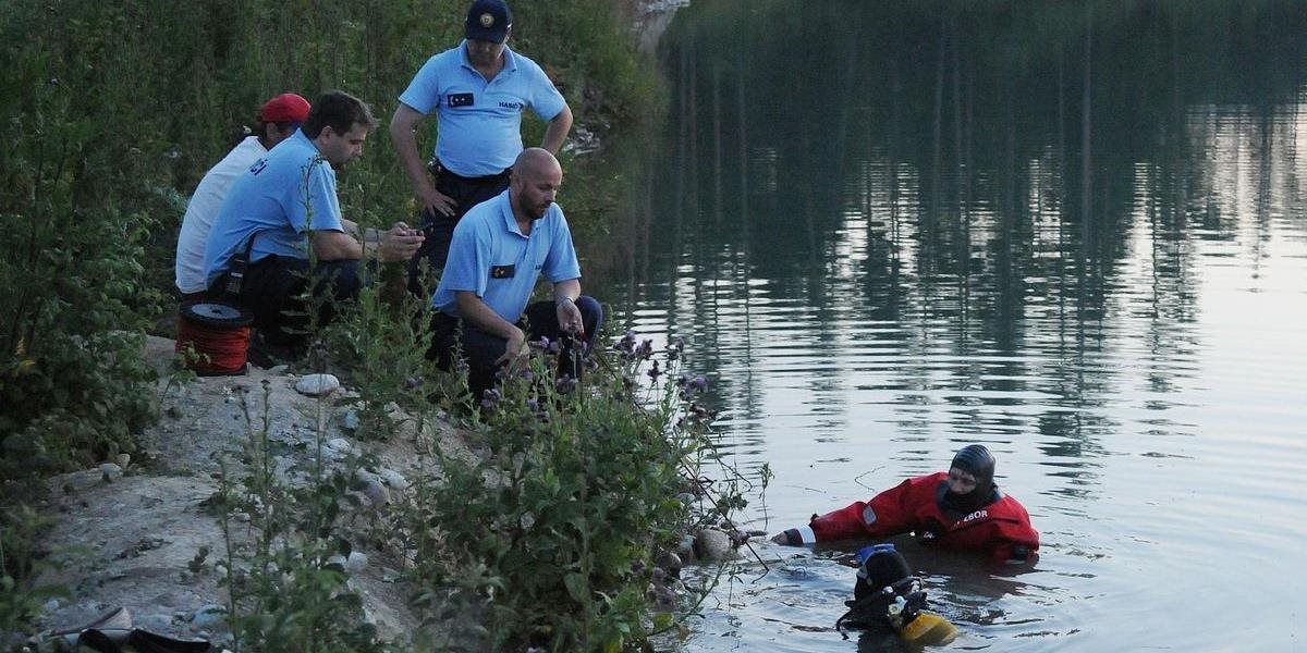 V súkromnom rybníku v obci Dubník našli utopeného muža