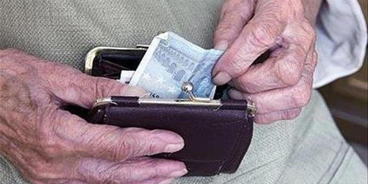 Seniori pozor: Množia sa prípady podvodov na občanoch v okrese Nové Zámky a najmä v Štúrove