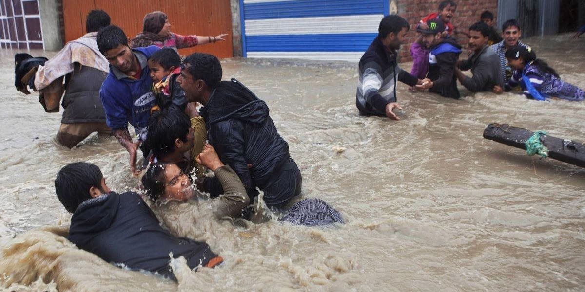 Monzúnové dažde v Indii si vyžiadali už najmenej 14 obetí