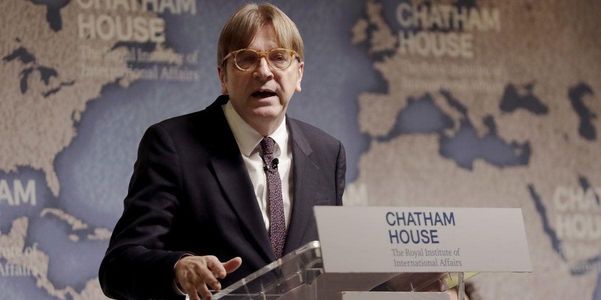 Verhofstadt: Ak sa Británia rozhodne zostať v EÚ, bude vítaná, ale bez rabatu a výnimiek