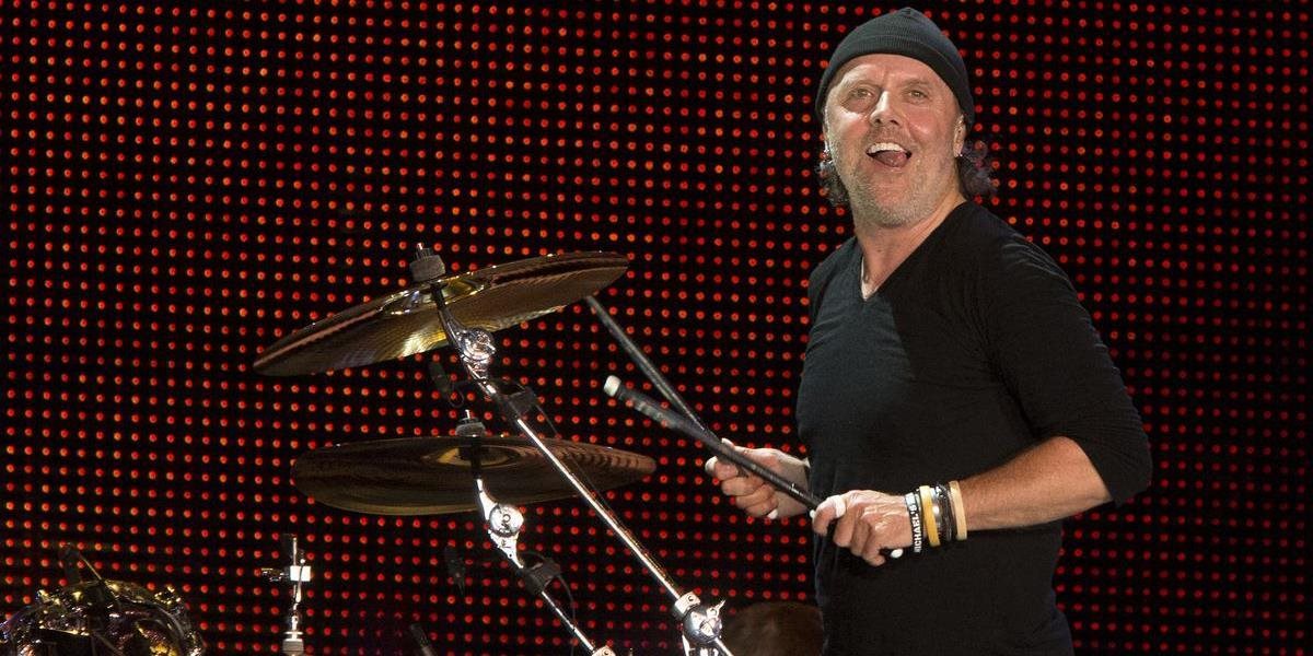Bubeníka skupiny Metallica pasovali za rytiera