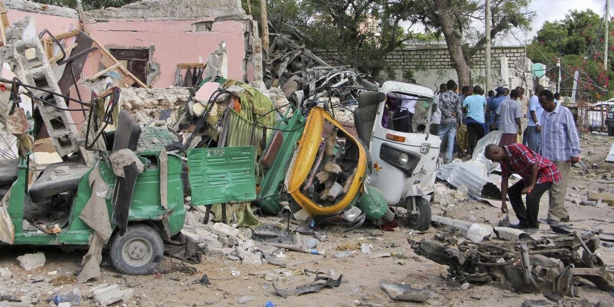 AKTUALIZOVANÉ FOTO Masaker v Somálsku: Militanti zaútočili na civilistov v reštaurácii, rukojemnícka dráma si vyžiadala 31 mŕtvych