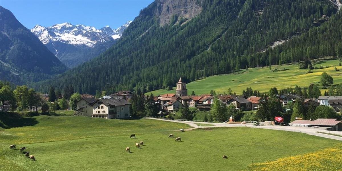 Švajčiarska obec vydala zákaz fotenia na svojom území: Nechce totiž u ľudí vzbudzovať závisť