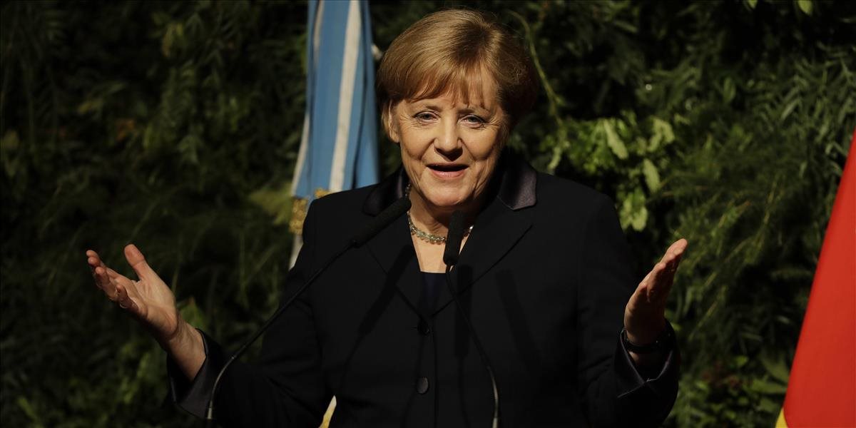 Merkelovej Kresťanskodemokratická únia má najväčšiu šancu na víťazstvo v parlamentných voľbách