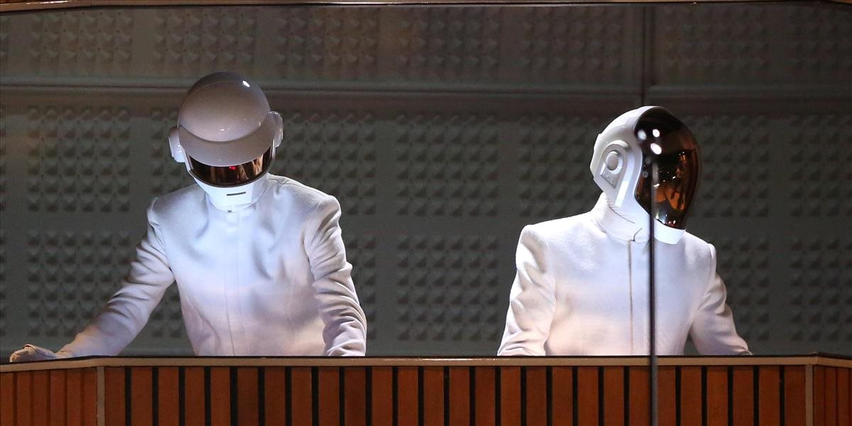 VIDEO Orchester hral skladbu od kapely Daft Punk: Elektornickú hudbu previedli do akustickej verzie