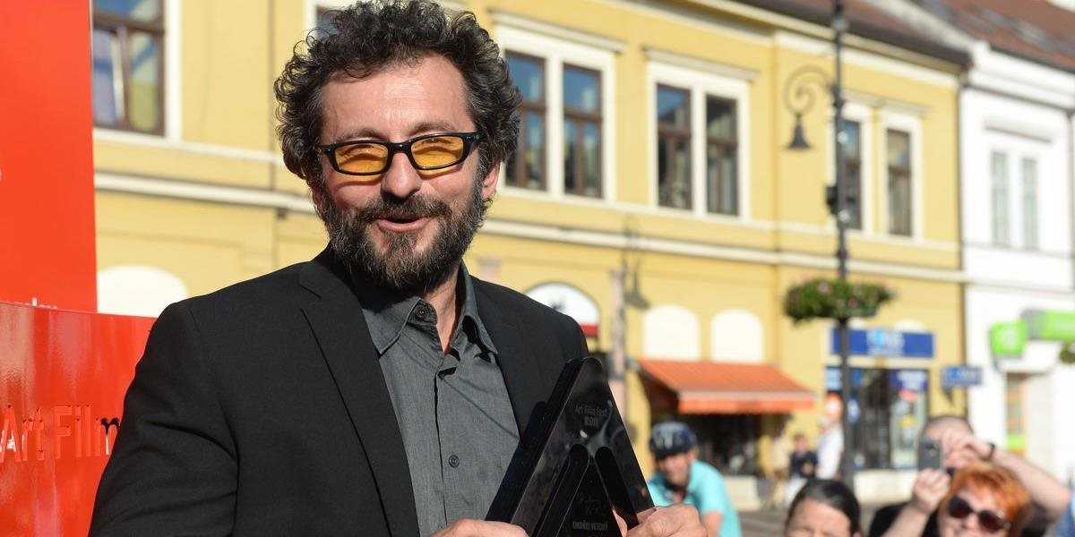 FOTO Herec Ondřej Vetchý si na Art Film Festivale prevzal cenu Hercova misia