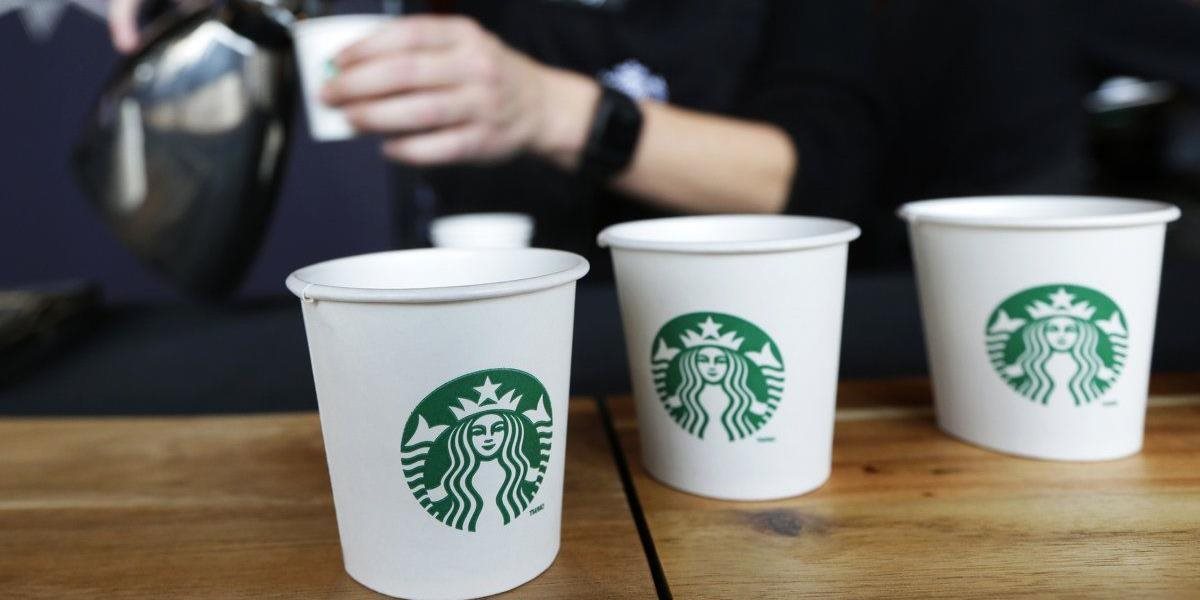 Starbucks volá migrantov do Európy, má pre nich tisíce pracovných miest