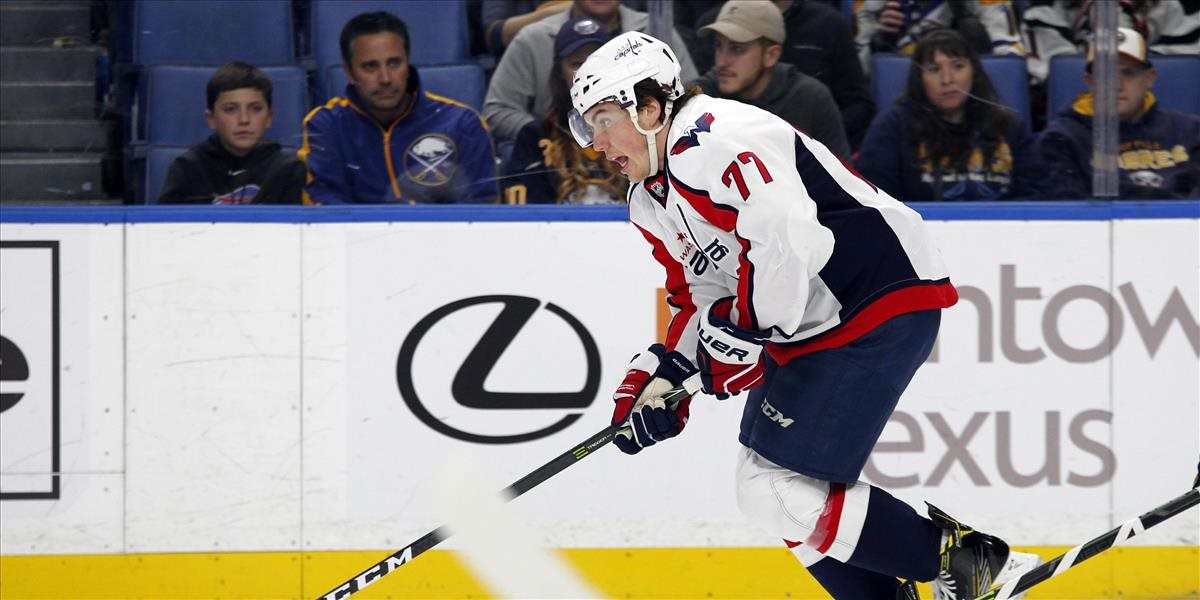 NHL: Oshie zostáva vo Washingtone, podpísal nový osemročný kontrakt