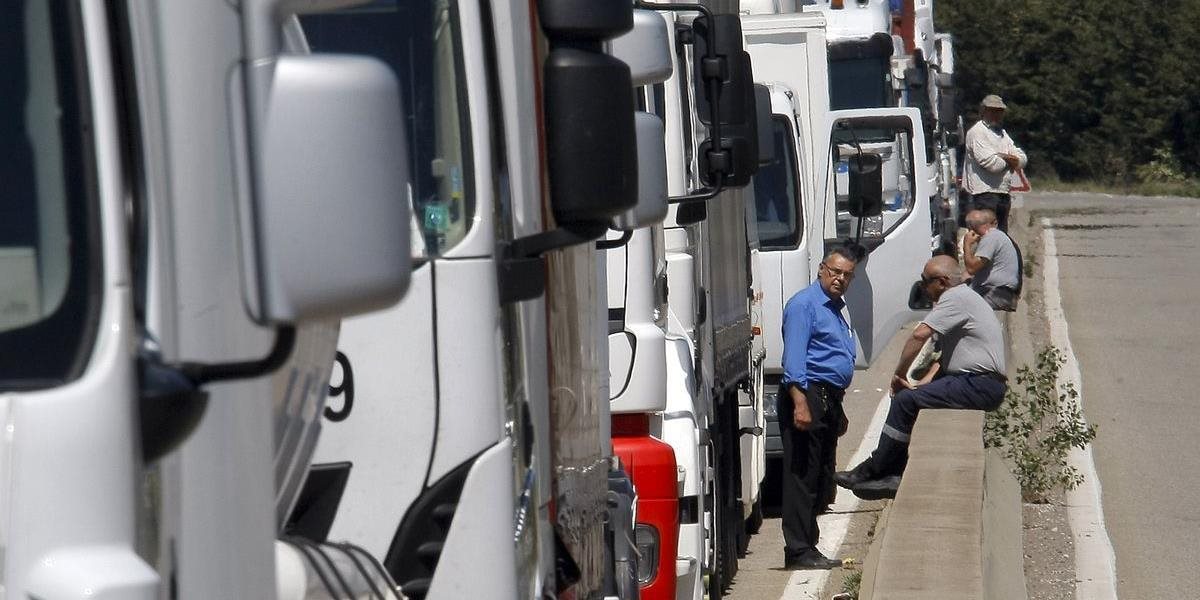 Pre kroky západných krajín sa z Česka môže stať parkovisko kamiónov