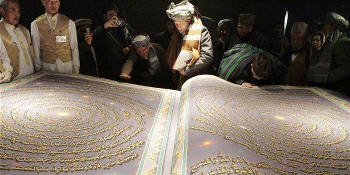 Zürich povolil islamistickej skupine distribúciu Koránu v meste