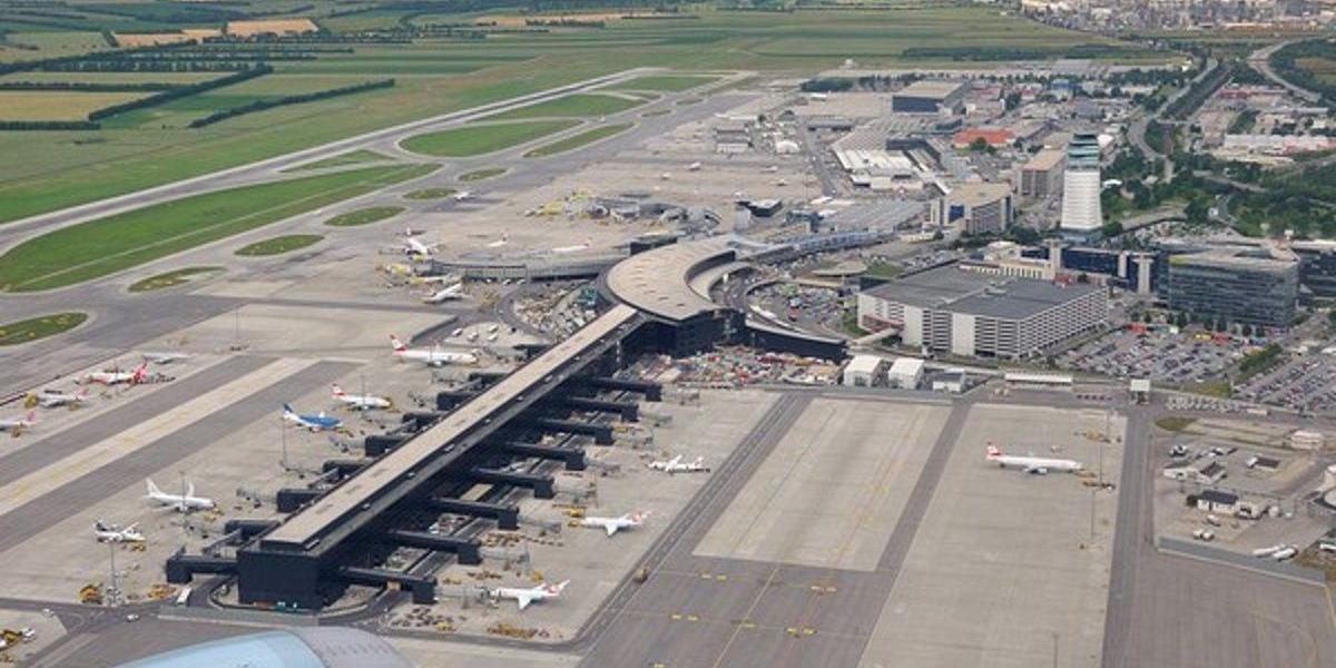 Letisko Schwechat sa rozlúčilo s novou pristávacou dráhou, ústavný súd zamietol jeho výstavbu