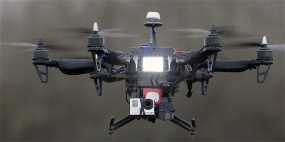 Pašeráci drog využívajú drony na sledovanie polície