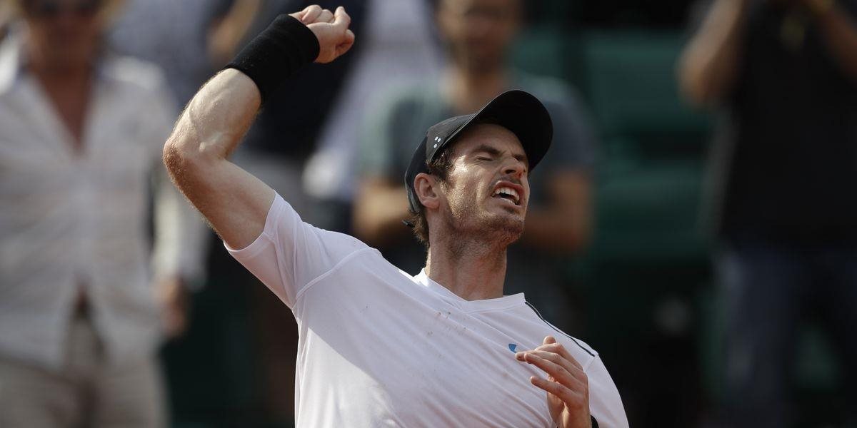 Wimbledon: Murray vykročll úspešne za obhajobou titulu