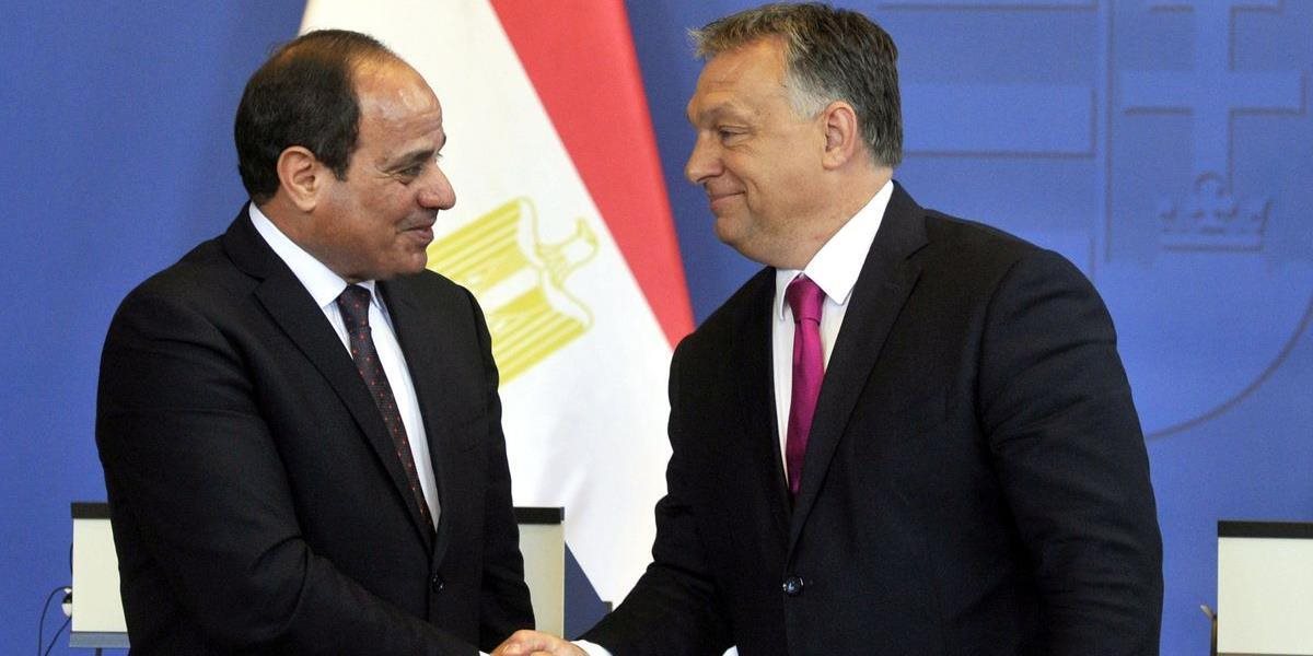 Na budapeštiansky summit premiérov V4 pricestoval aj egyptský prezident