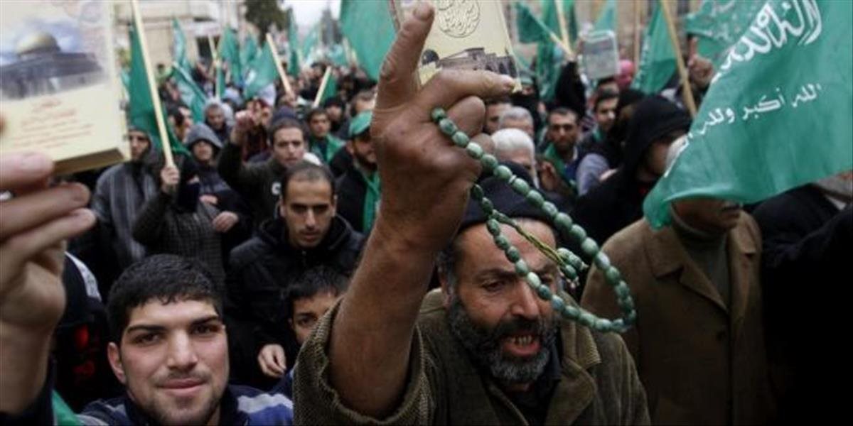 Palestínsky prezident stupňuje tlak na hnutie Hamas