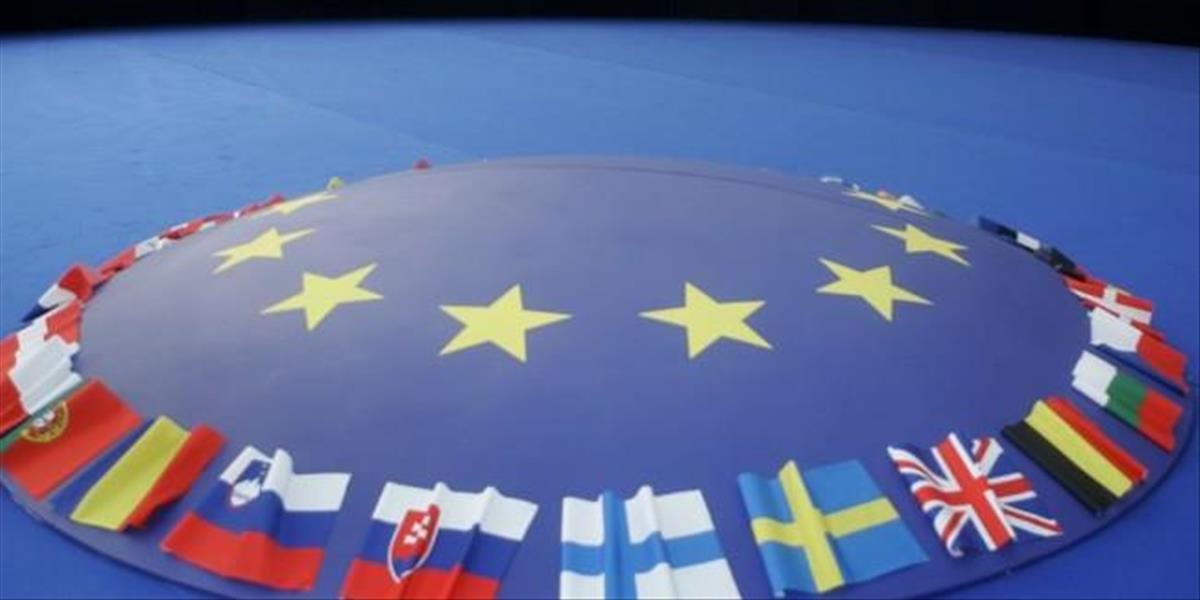 Súkromný sektor eurozóny v júni prekvapivo rástol