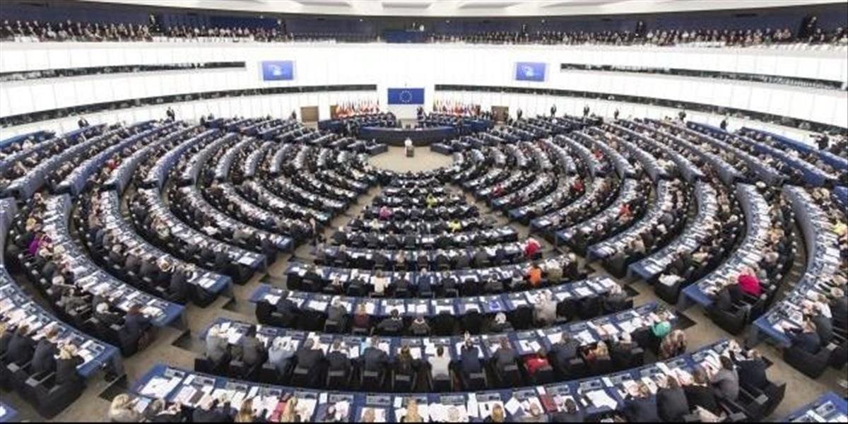 Poslanci Európskeho parlamentu chcú zaviesť opatrenia v boji proti HIV, tuberkolóze a hepatitíde