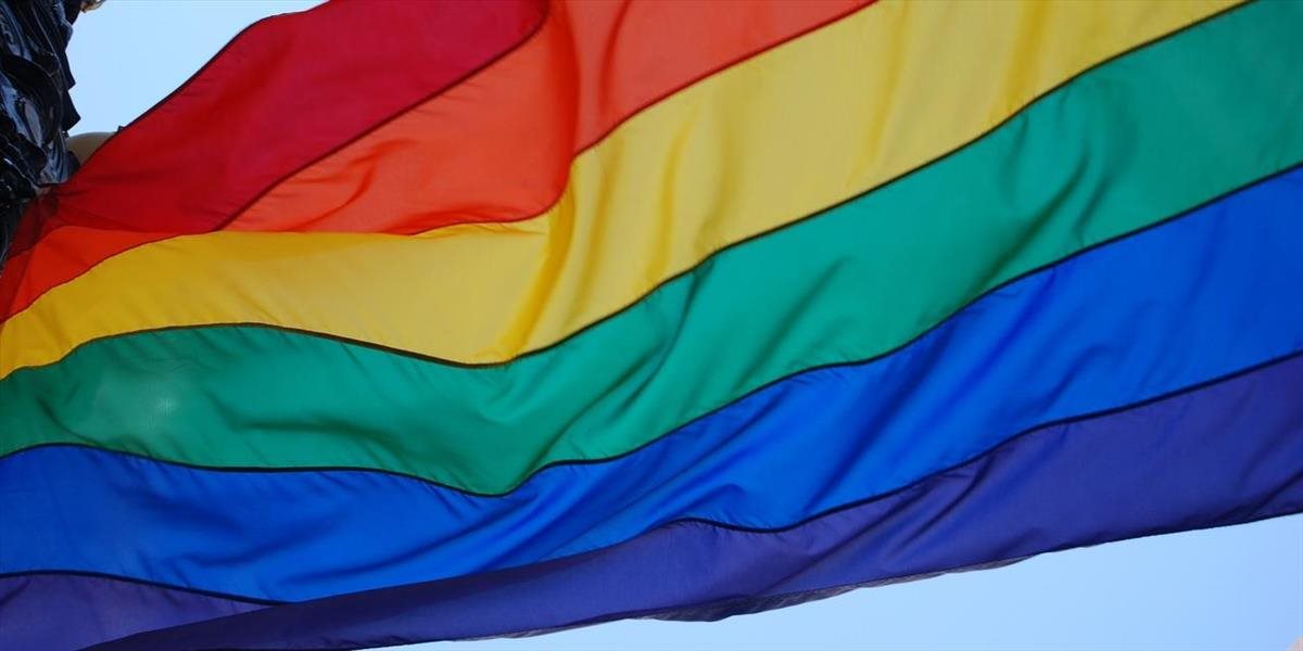 Muža nútene liečili z homosexuality injekciami: Súd udelil klinike sankcie