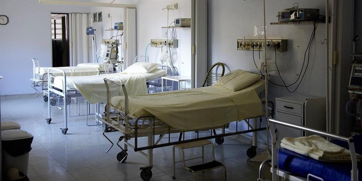 Poisťovne platia štátnym nemocniciam menej ako treba, aj preto sa ich strata prehĺbuje