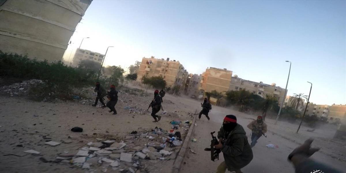 K útoku na vojenské stanovište na severe Sinaja sa prihlásil Islamský štát