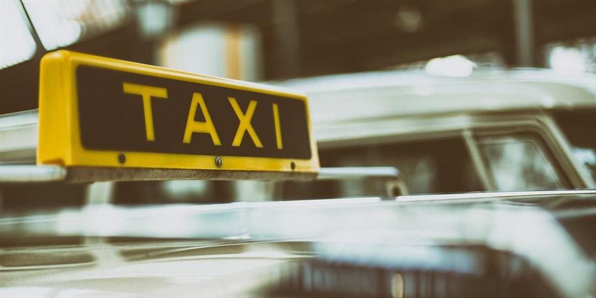 Robotické taxíky sa v nemeckých mestách objavia v nasledujúcom roku