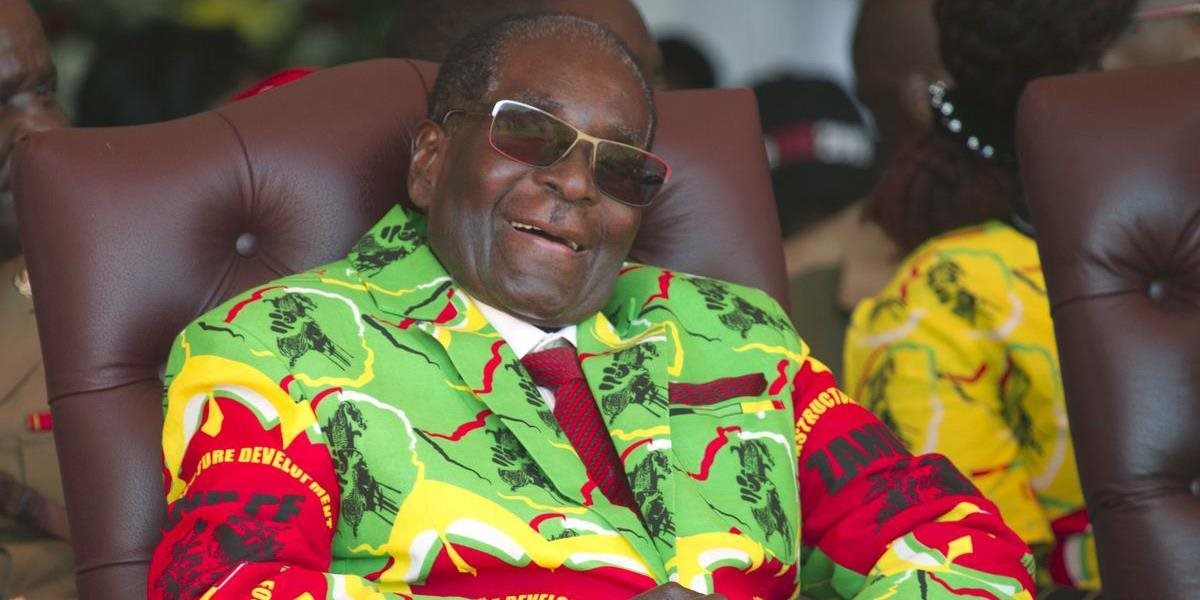 Prezident Mugabe je zo zdravotných dôvodov opäť v Singapure, opozícia žiada jeho odstúpenie