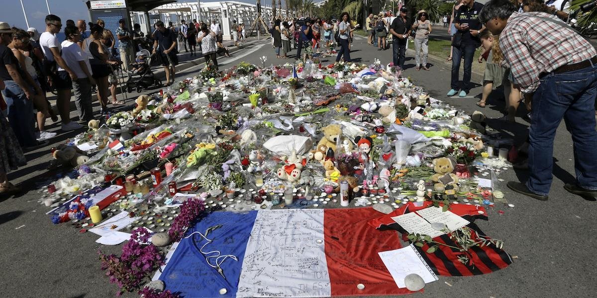 Kontroverzné fotografie z útoku v Nice nesmú byť zverejnené: Magazín Paris Match ich už viac nesmie vydať