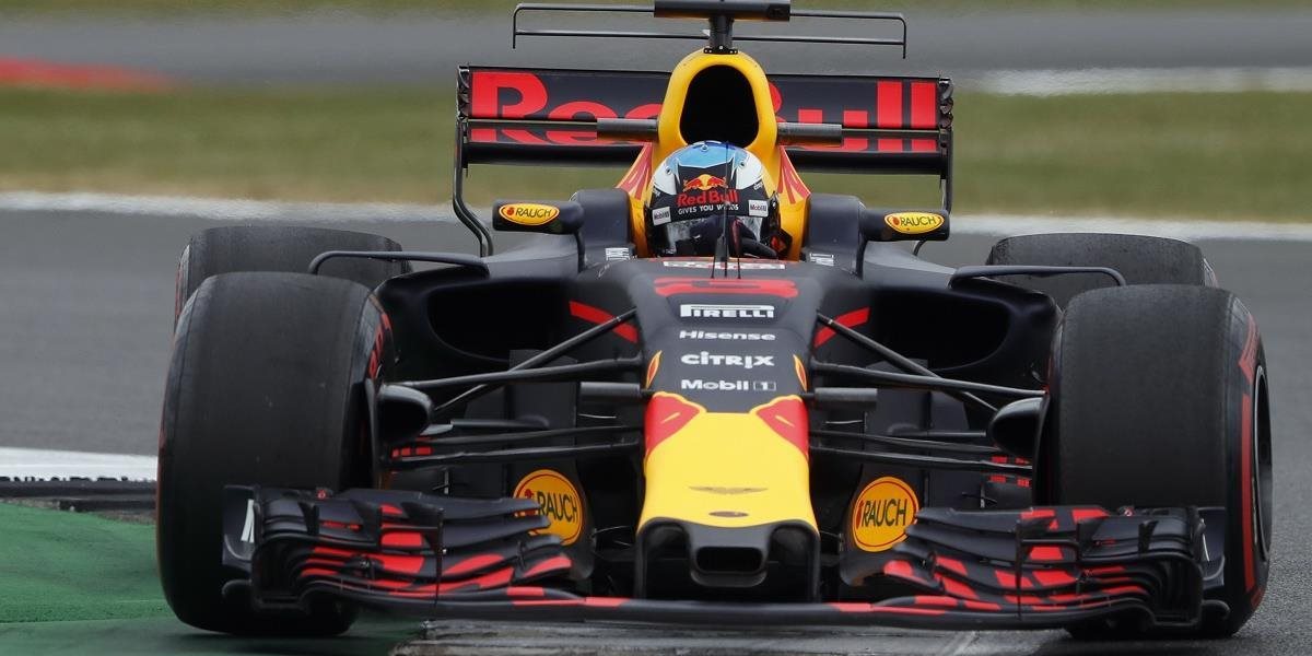 Ricciardo dostal penalizáciu päť miest na štarte