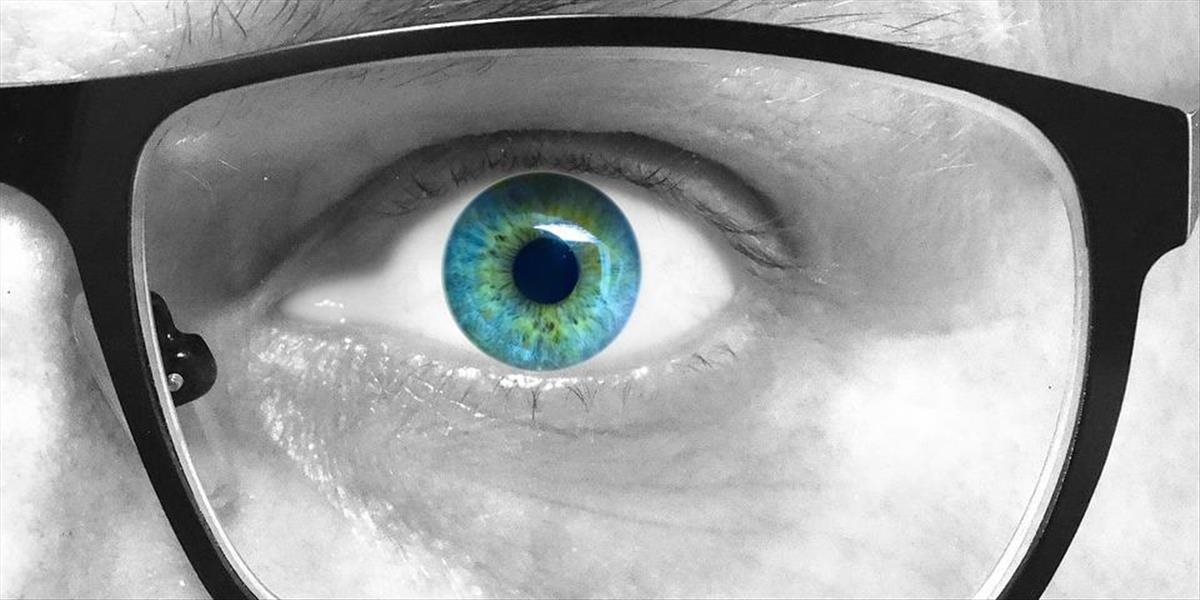 FOTO Pacientka šokovala lekárov: Pred operáciou v jej oku našli bizarné prekvapenie