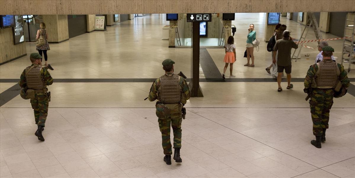 Belgicko žije v strachu, na železničných staniciach zriadilo bezpečnostné brány