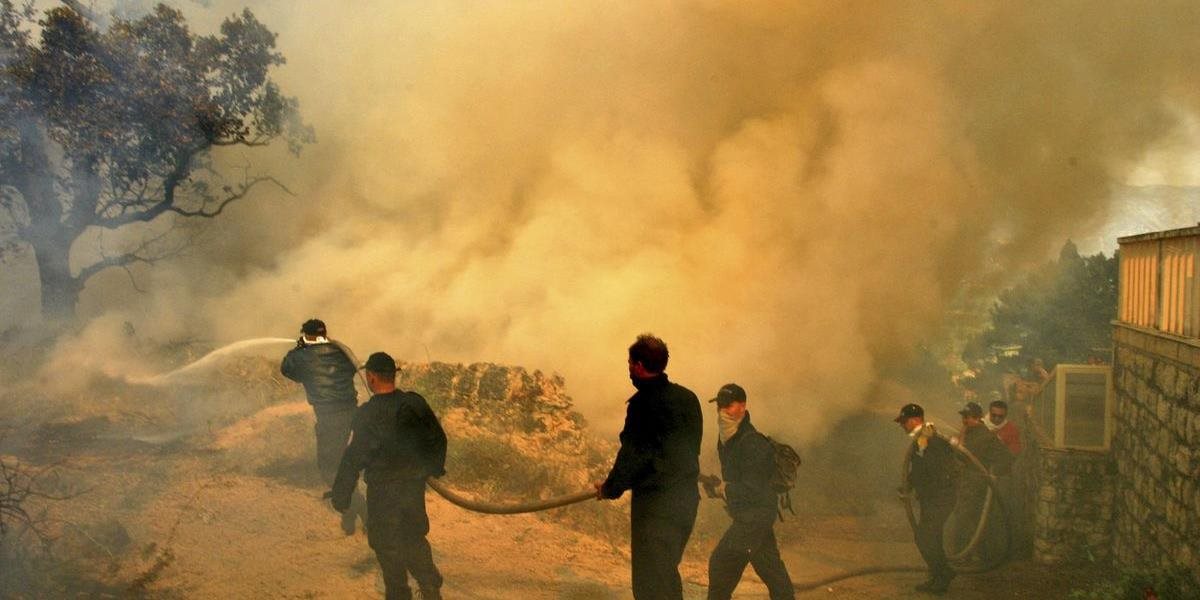 VIDEO V dôsledku požiarov v Dubrovníku vybuchujú staré míny