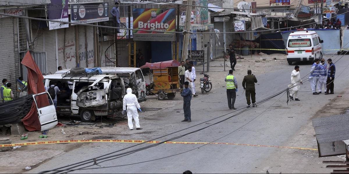 Pri bombovom útoku v Láhaure zahynulo najmenej 25 ľudí a ďalších 39 utrpelo zranenia