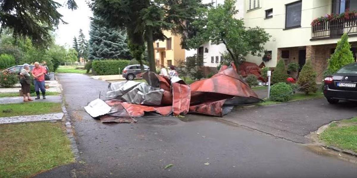 VIDEO Východ Slovenska v nedeľu bombardovali mimoriadne veľké krúpy