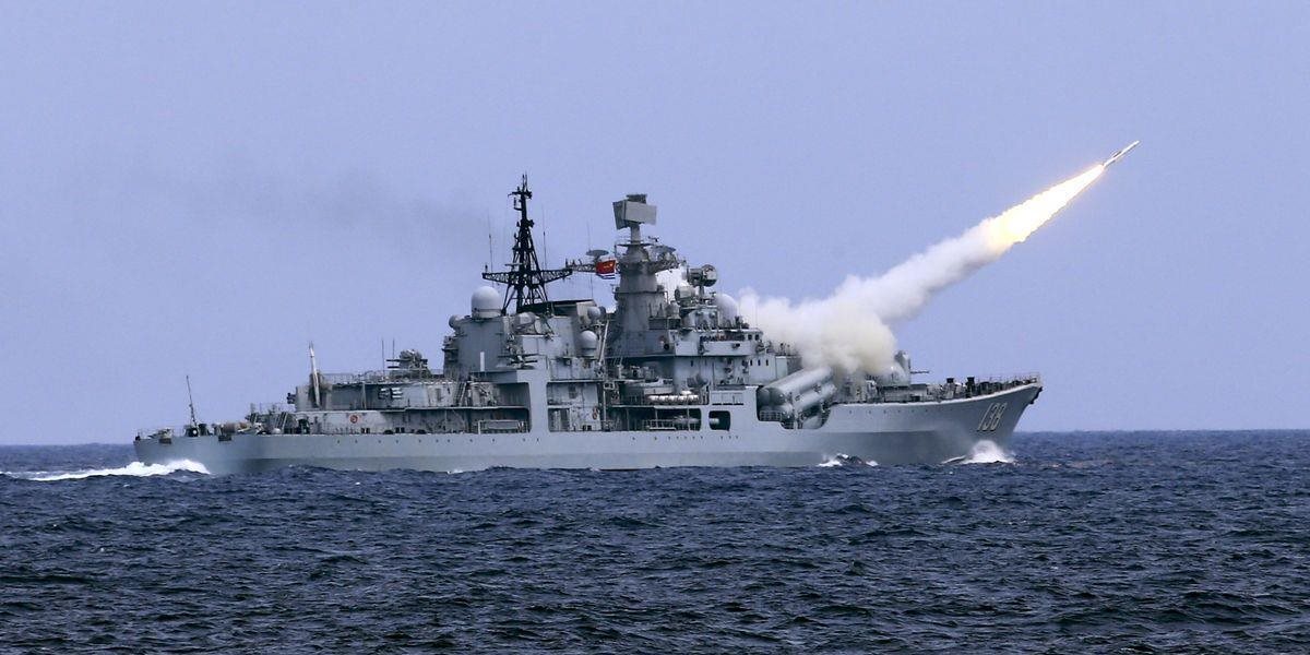 Rusko a Čína začali spoločné vojenské cvičenia v Baltskom mori, budú zahŕňať i ostrú paľbu