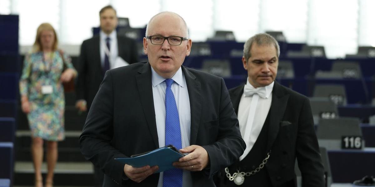 EÚ dala Poľsku ultimátum, pre kontroverznú reformu súdnictva môže prísť o hlasovacie práva