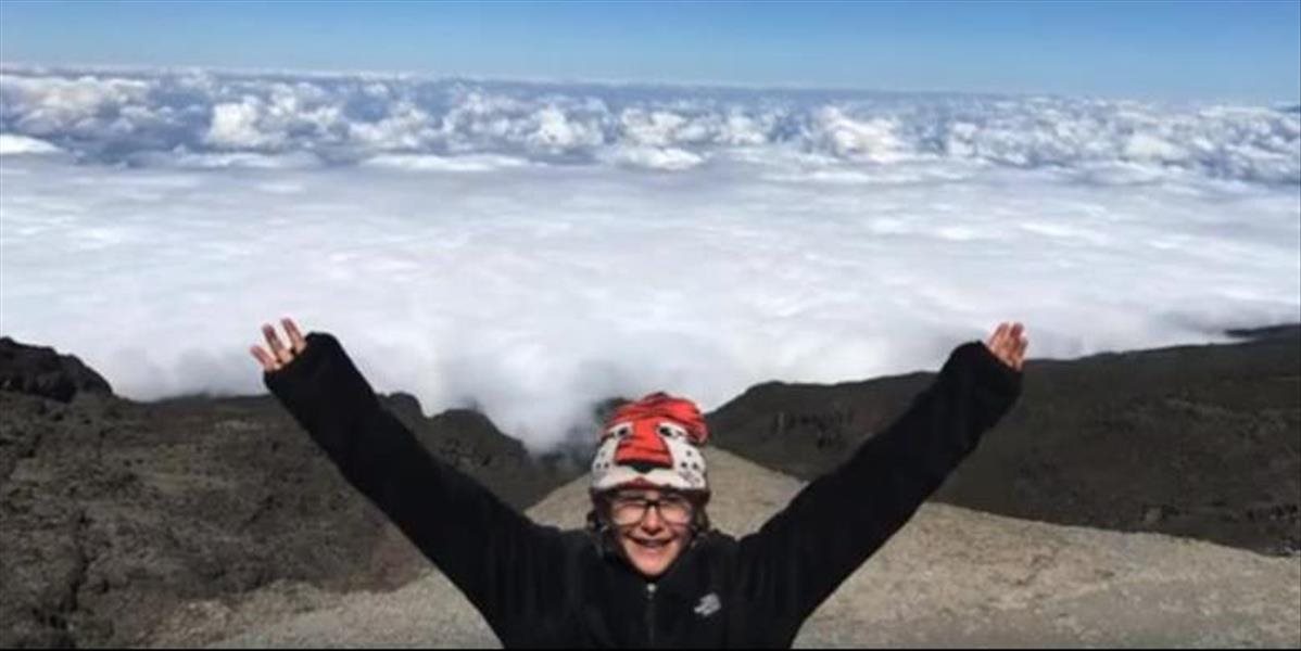 VIDEO Osemročná Američanka Roxy vyliezla na 5895 metrov vysoké Kilimandžáro