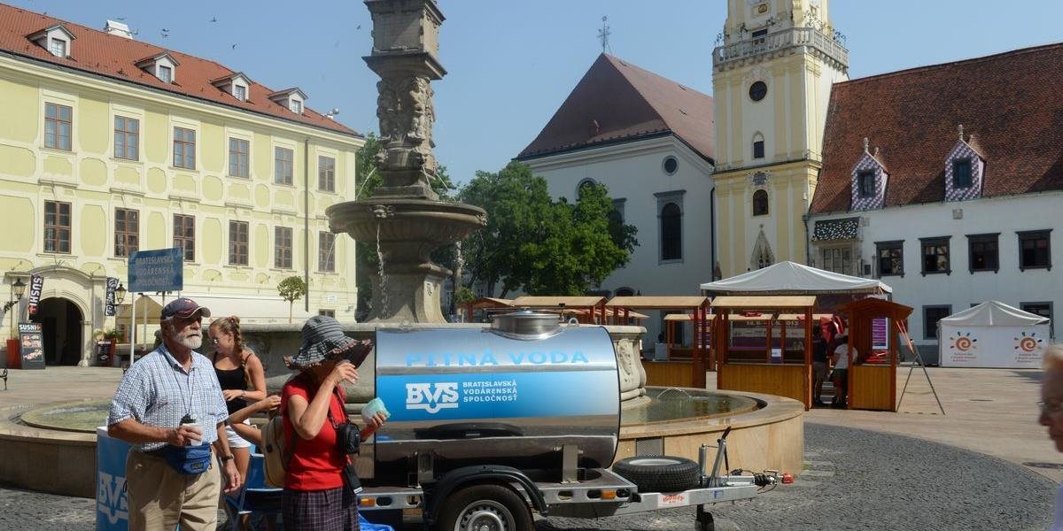 Bratislava zabezpečí počas horúčav cisterny s pitnou vodou
