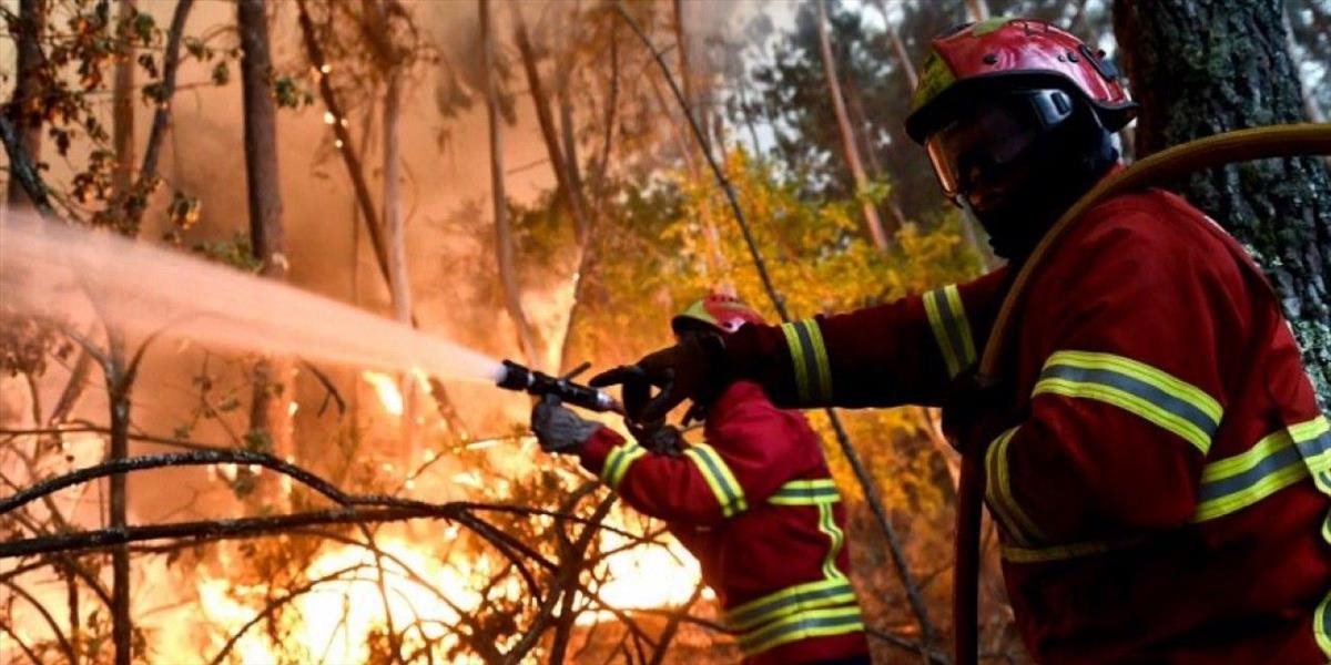 Korziku zachvátili plamene, hasiči tam zápasia so silnými požiarmi