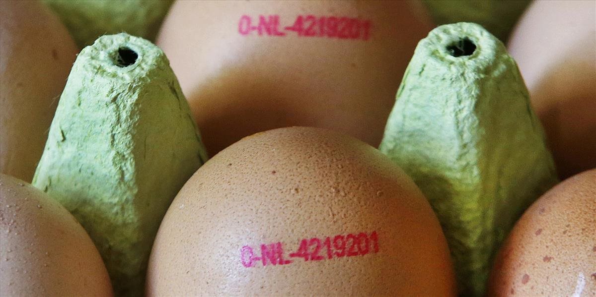 Škandál so slepačími vajíčkami spôsobil belgický obchodník