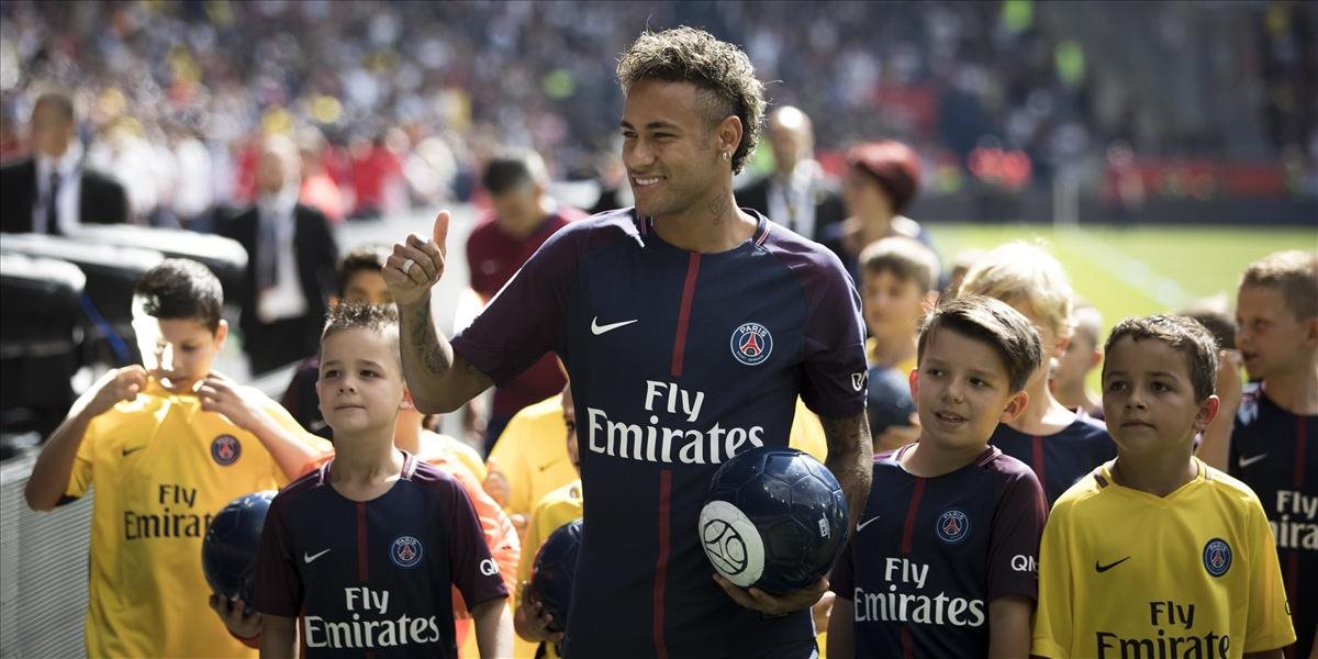 Neymar presvedčil Daniho Alvesa, aby si vybral PSG