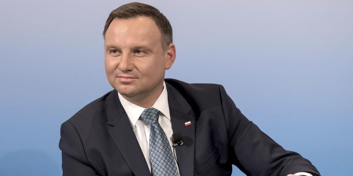 Poľský prezident Duda nevyhovel vládnucej strane a zablokoval vymenovanie nových generálov