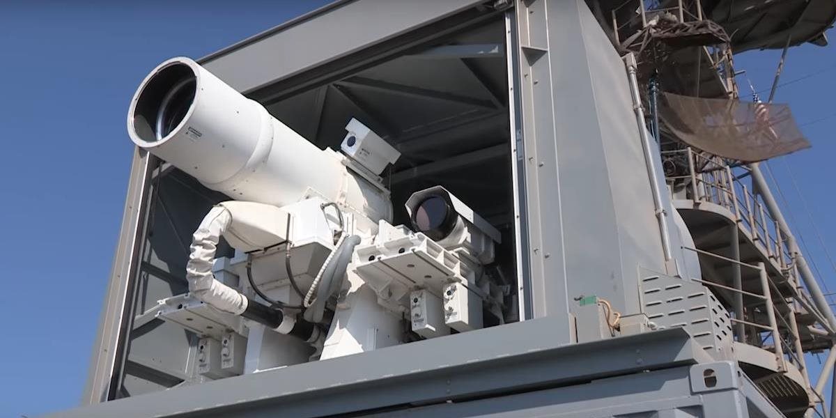 VIDEO Američania majú prvú laserovú zbraň: Cieľ dokáže zničiť s neuveriteľnou presnosťou