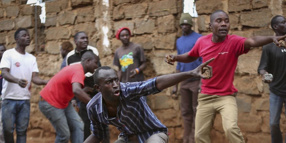Povolebné násilie v Keni si vyžiadalo 100 mŕtvych