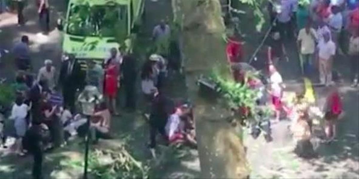 VIDEO Počas cirkevných slávností na Madeire zahynulo desať ľudí