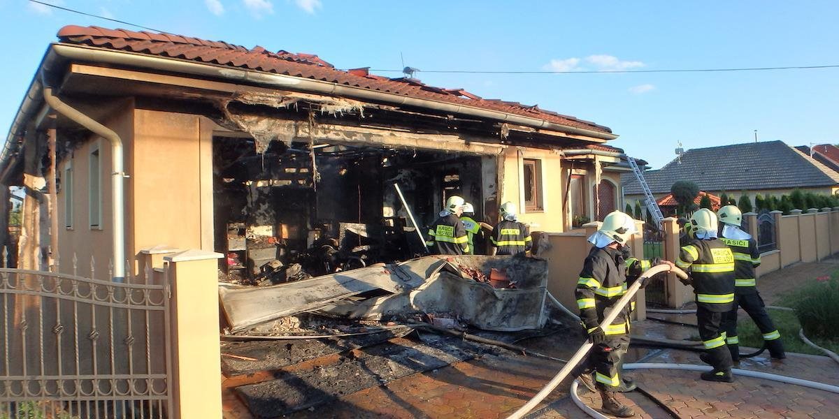 Požiar rodinného domu v Ostrej Lúke si vyžiadal životy dvoch ľudí